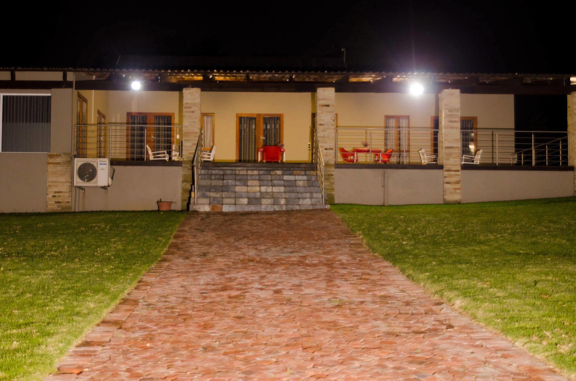 Hotel @ Secunda Exterior photo