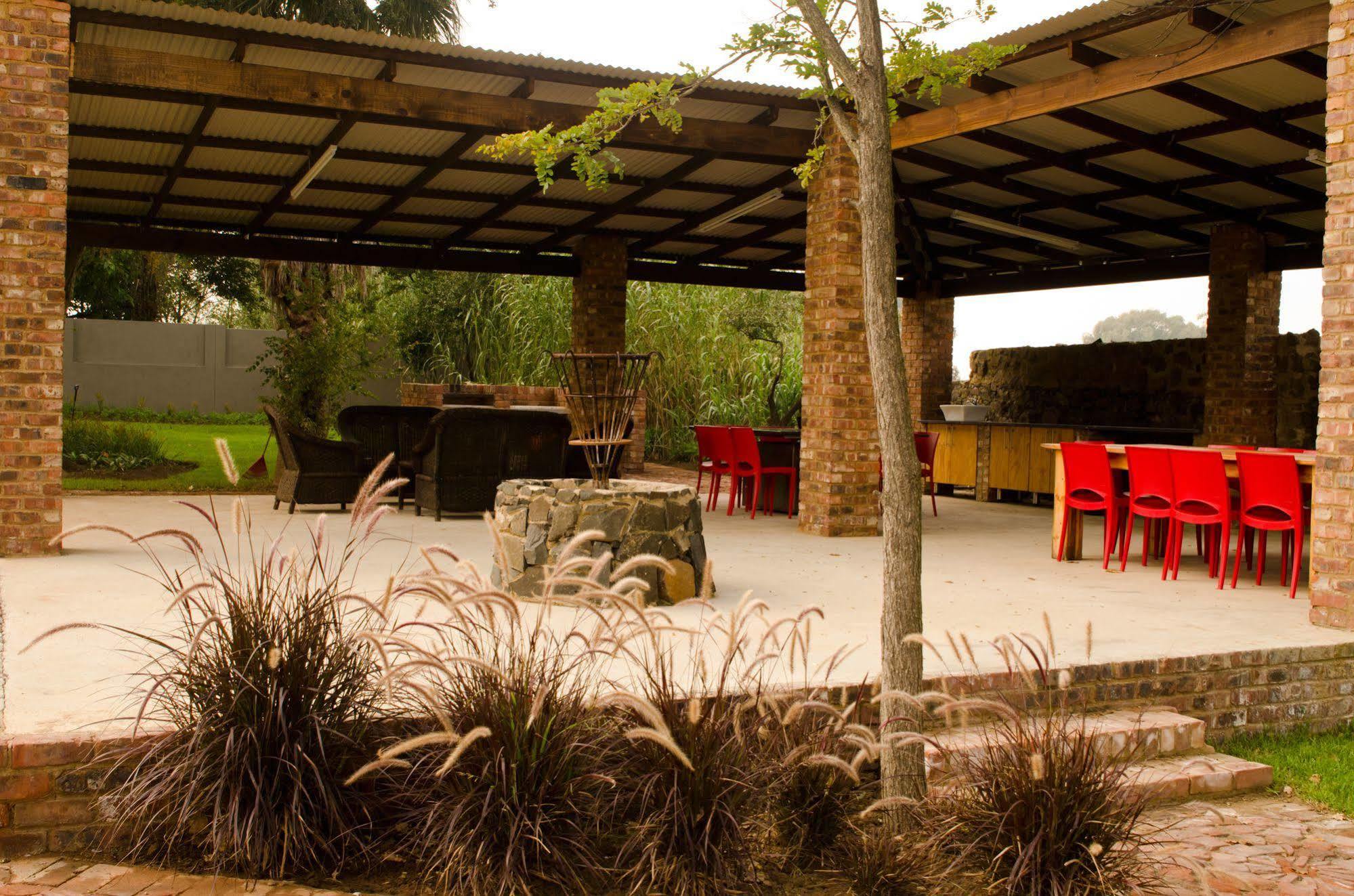 Hotel @ Secunda Exterior photo